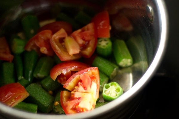 tomatoes for okra sambar recipe