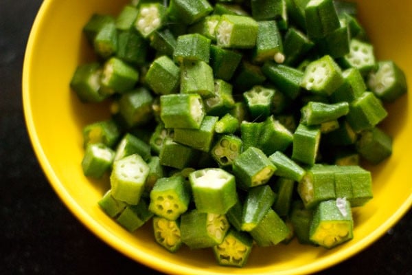 chopped bhindi 