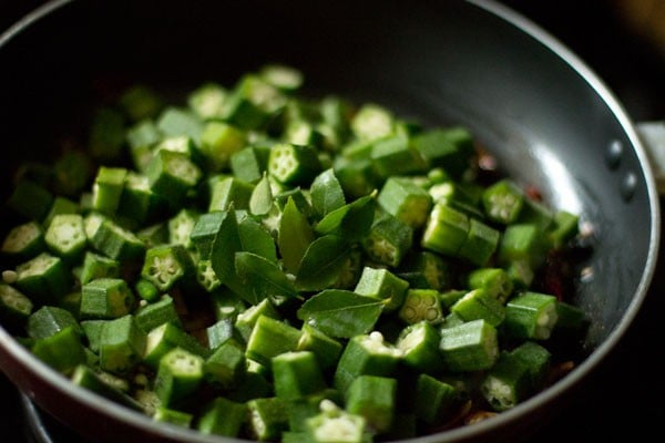 okra and curry leaves added