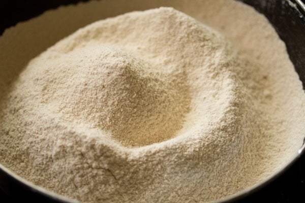 sifted dry ingredients in a black bowl