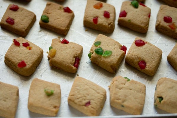 baking tutti frutti cookies in the oven. 