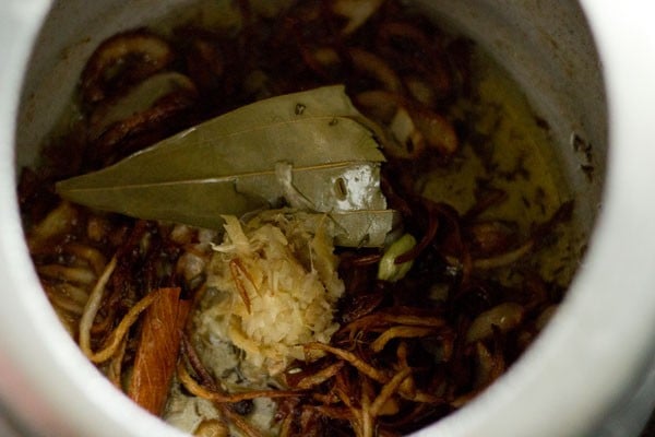 ginger-garlic paste for Mughlai biryani