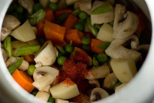 mix veggies for Mughlai biryani