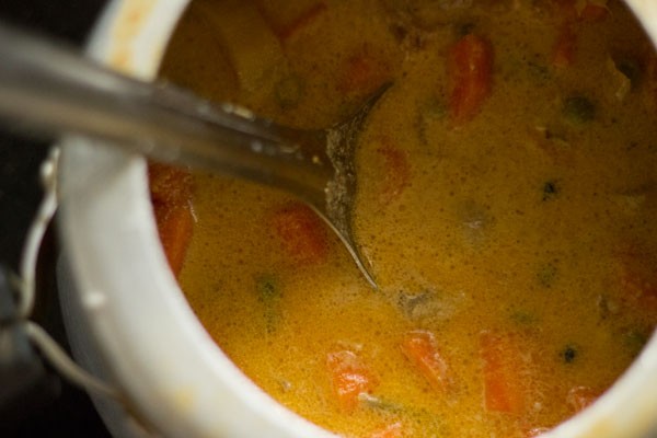 vegetable gravy for Mughlai biryani