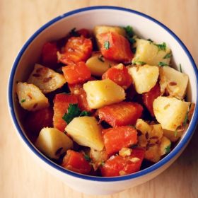 aloo gajar recipe, aloo gajar sabzi recipe, potato carrot recipe