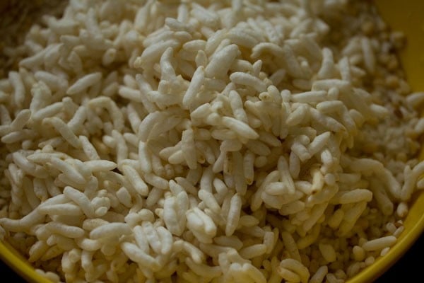 puffed rice added to urad dal and rice