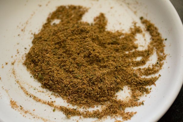 mix spice mix and chaat masala powder