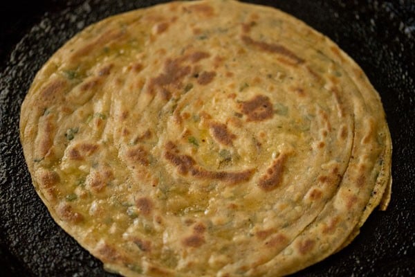 cooked pudina paratha
