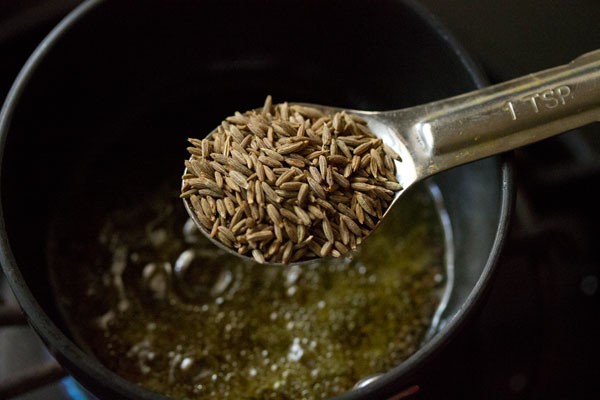 add cumin seeds to oil