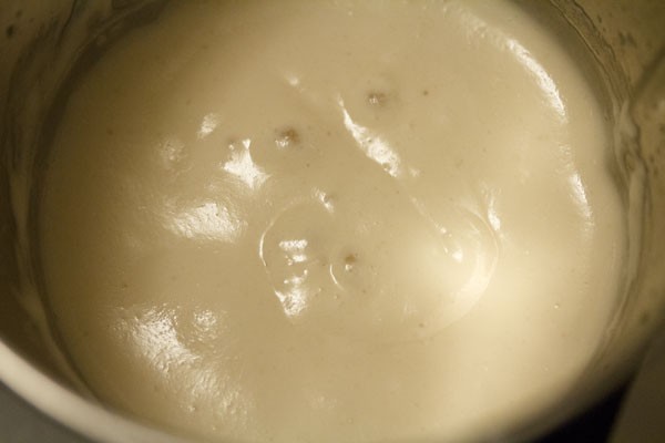 making idli dosa batter in a mixie