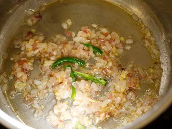 sauteing ginger garlic in the instant pot