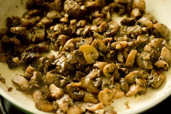 seasonings mixed well in the butter mushroom. 