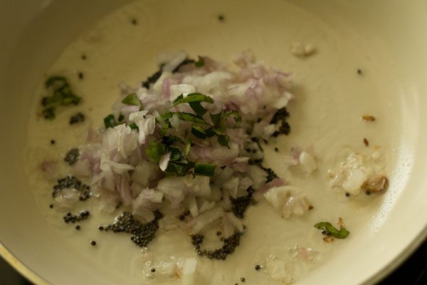 making capsicum raita recipe