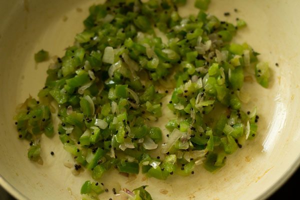 making capsicum raita recipe