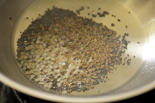 making mushroom korma recipe