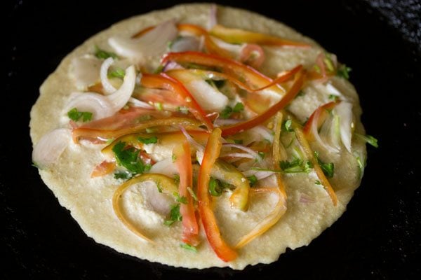 cooking oats uttapam. 