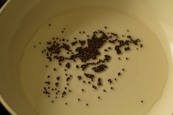 mustard seeds for vazhakkai fry