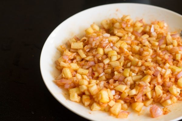 mango mixture leaves moisture after sometime.