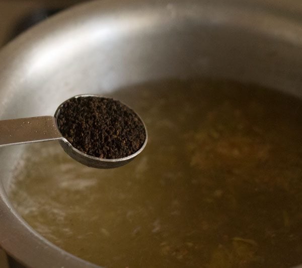 Polvo de té Assam agregado