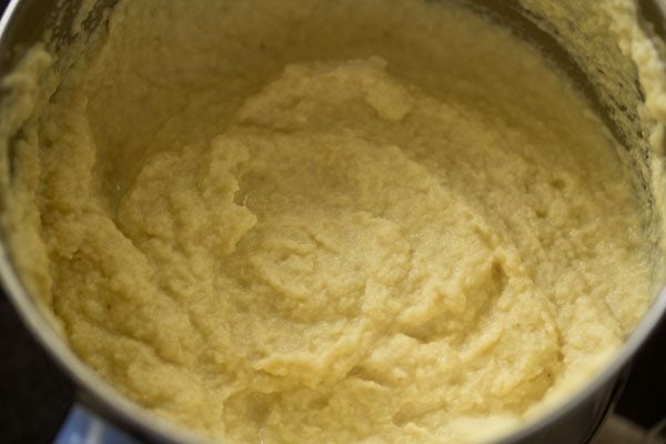 ginger garlic paste in the grinder jar.