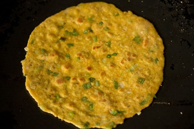 making spring onion paratha recipe