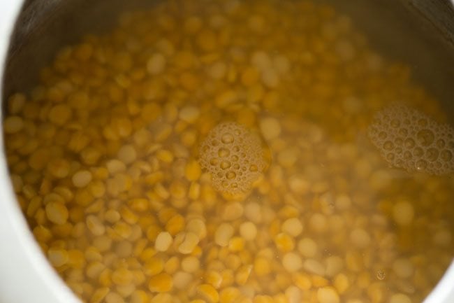 rinsing chana dal. 