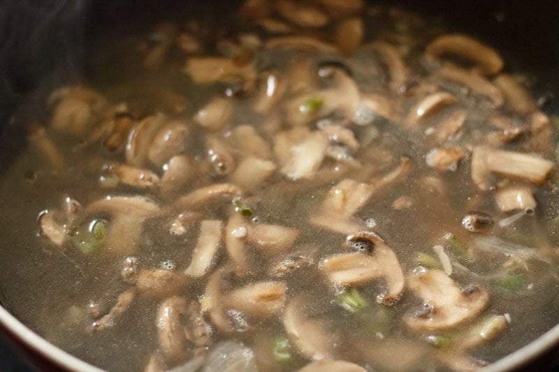 Chinese Soup Recipe (Light & Flavorful Broth) – Dassana's Veg Recipes