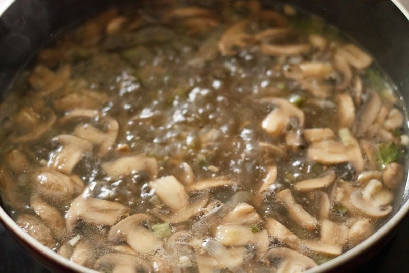 Chinese Soup Recipe (Light & Flavorful Broth) – Dassana's Veg Recipes