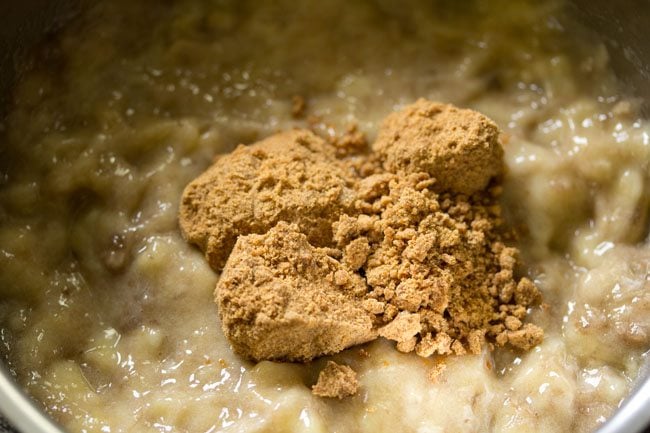 jaggery powder added to mashed bananas