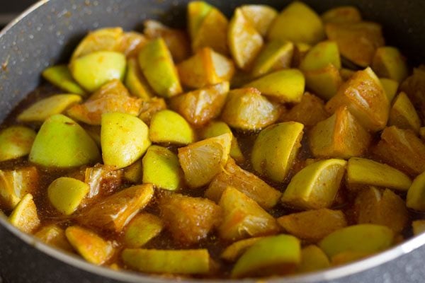 nimbu ka achar recipe, lemon pickle recipe