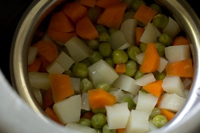 steamed mixed vegetables. 