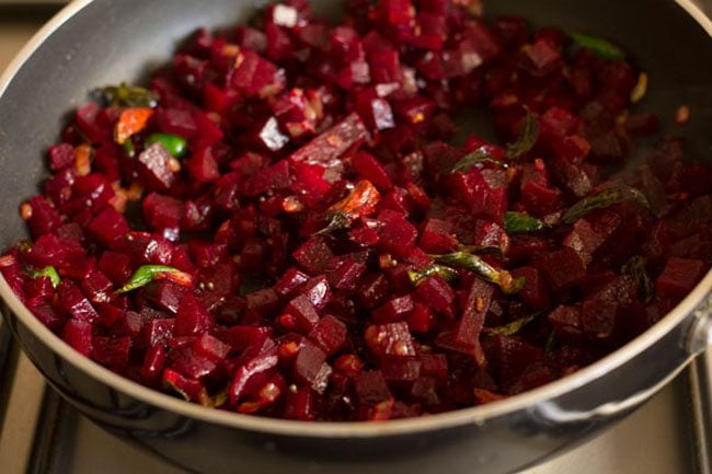 making beetroot bhaji recipe