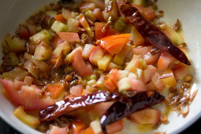 tomatoes mixed well with the other ingredients. 