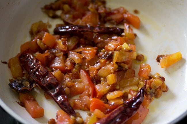 cooked chutney mixture. 