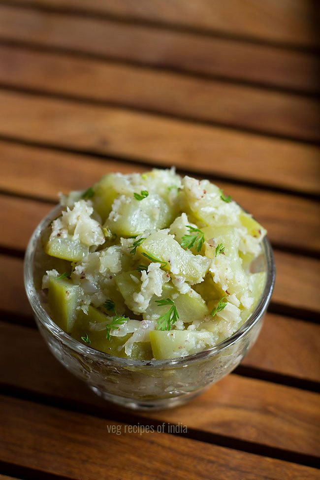 dudhi bhaji served in a bowl