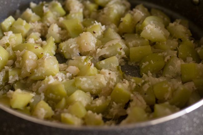 cooking dudhi bhaji for 2 to 3 minutes more