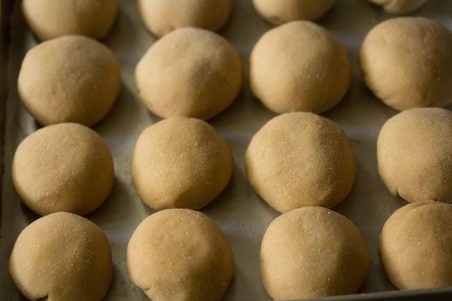 prepared littis placed in a greased baking tray. 