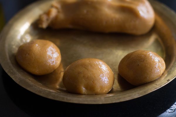 small balls of the mawa dough. 
