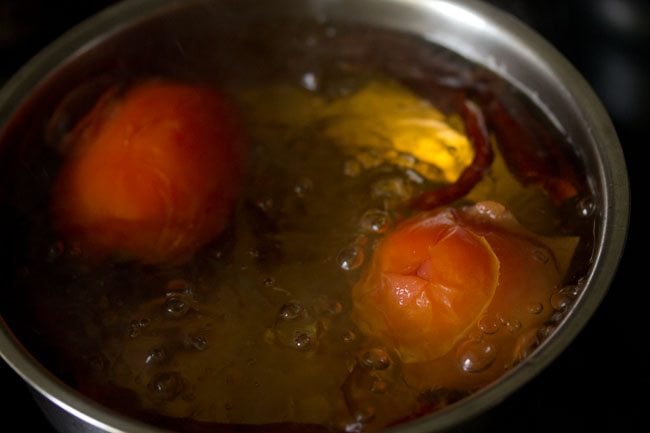 tomatoes for making veg momos chutney recipe