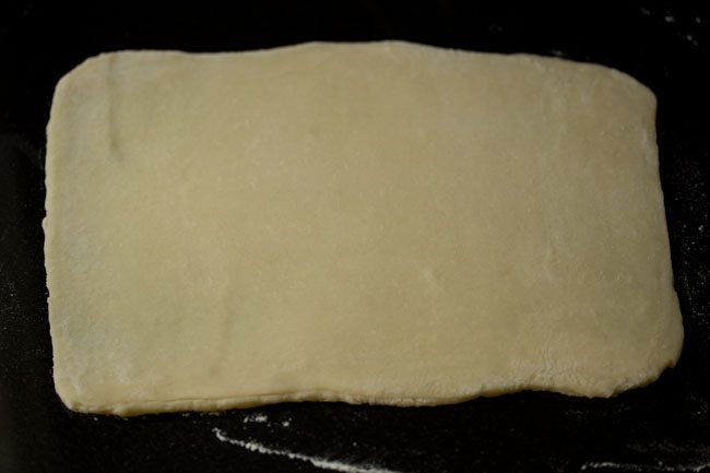 rolling pastry dough