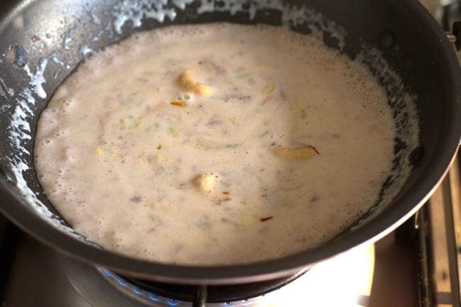 ragi kheer thickening in the pan. 