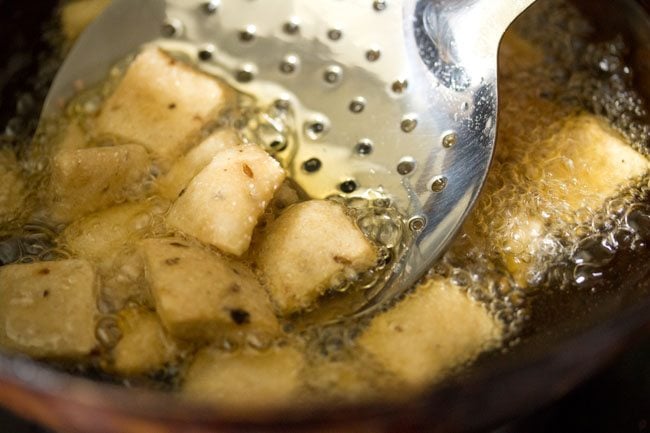 frying savory shankarpali 