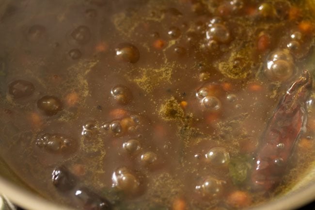 preparing tamarind rice recipe