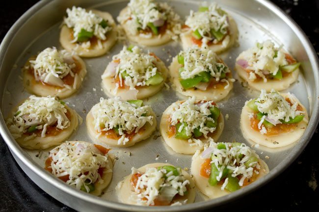 cheese for veg pizza puffs recipe