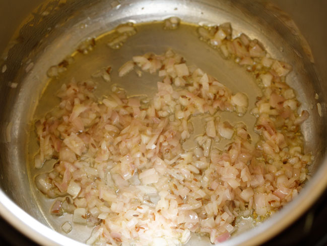 saute onions in instant pot