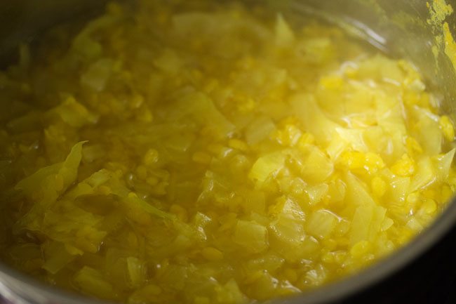 preparing cabbage kootu recipe