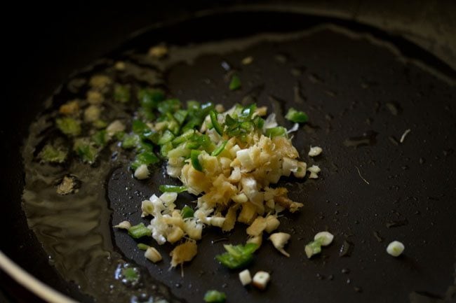 making idli chilli recipe