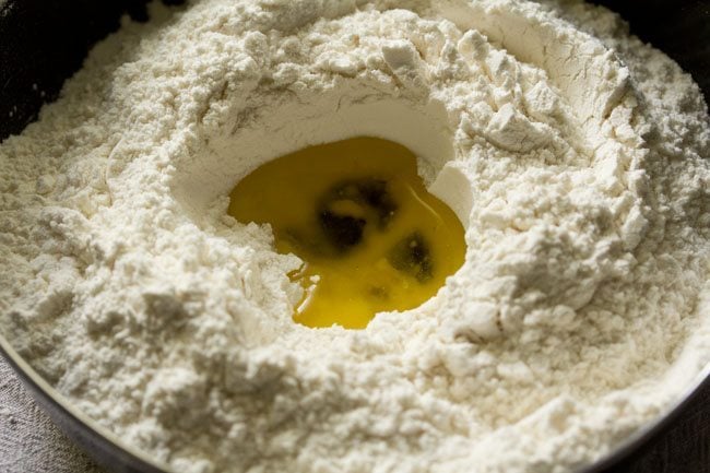 olive oil added to flour