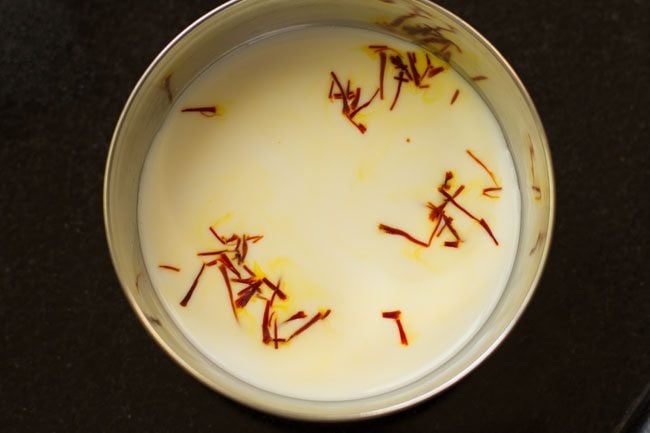 saffron for preparing Awadhi biryani recipe