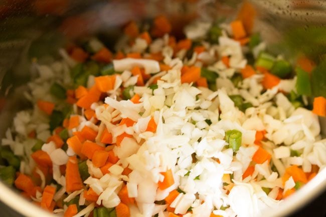 mix vegetables in the pan
